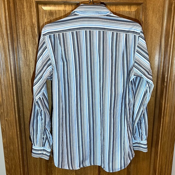 Men’s Lacoste Button Down - Picture 4 of 4